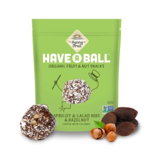 Sunny Fruit Ovocné koule z datlí a meruněk s kousky kakaa a lískovými ořechy obalené v kokosu BIO (126 g)